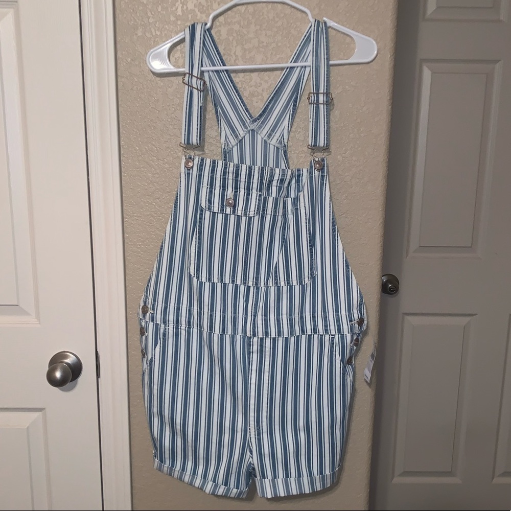 American Eagle overalls